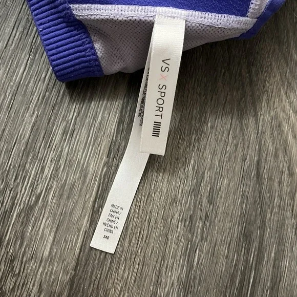 Victoria's Secret Knockout Front Close Sports Bra 34B High Support Molded Cup - Picture 4 of 6